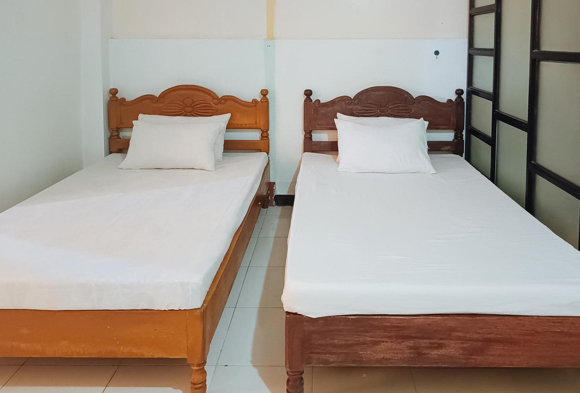 Reddoorz @ Grand Valley Hotel Junction Luna Cagayan Tagaytay City Extérieur photo