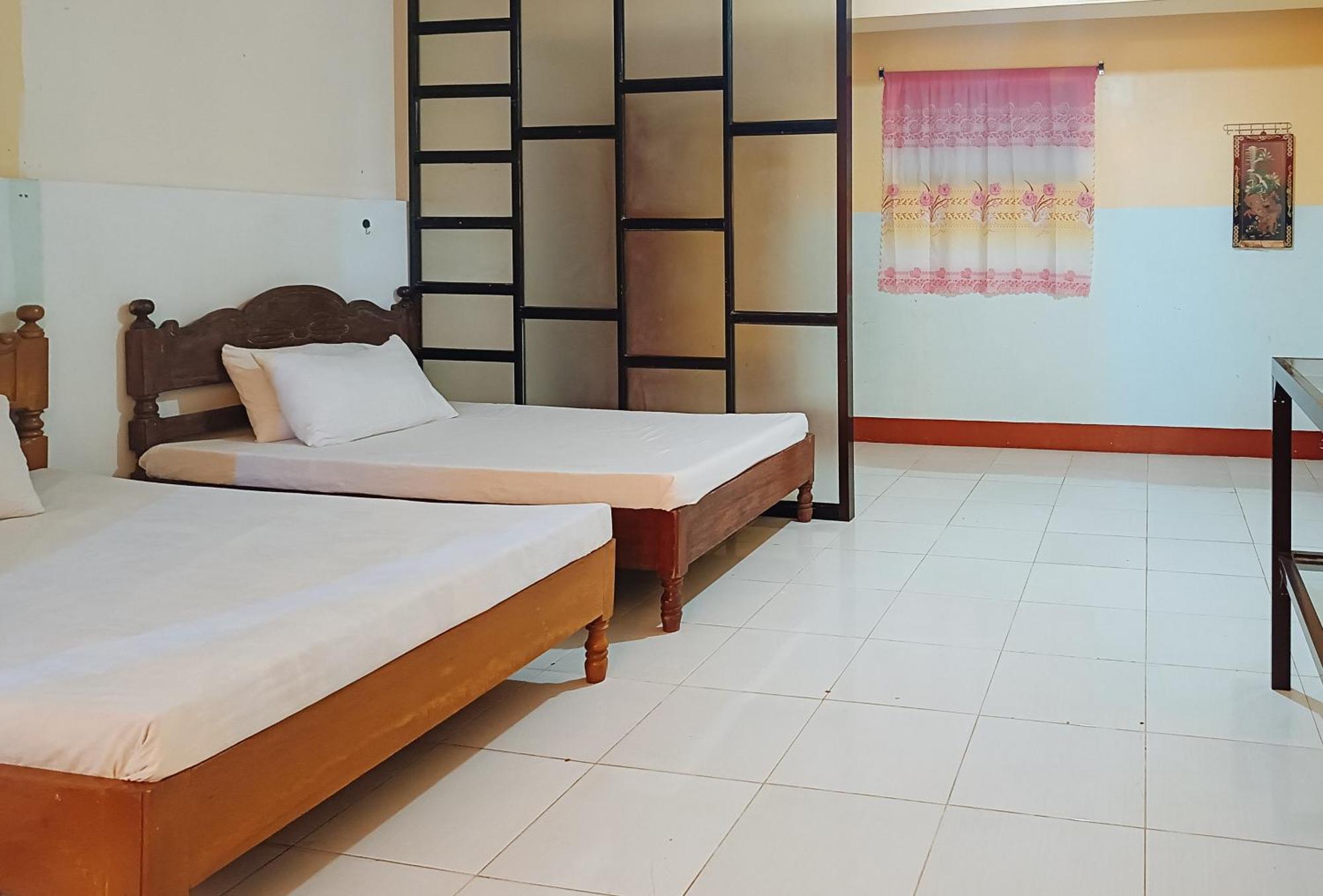 Reddoorz @ Grand Valley Hotel Junction Luna Cagayan Tagaytay City Extérieur photo
